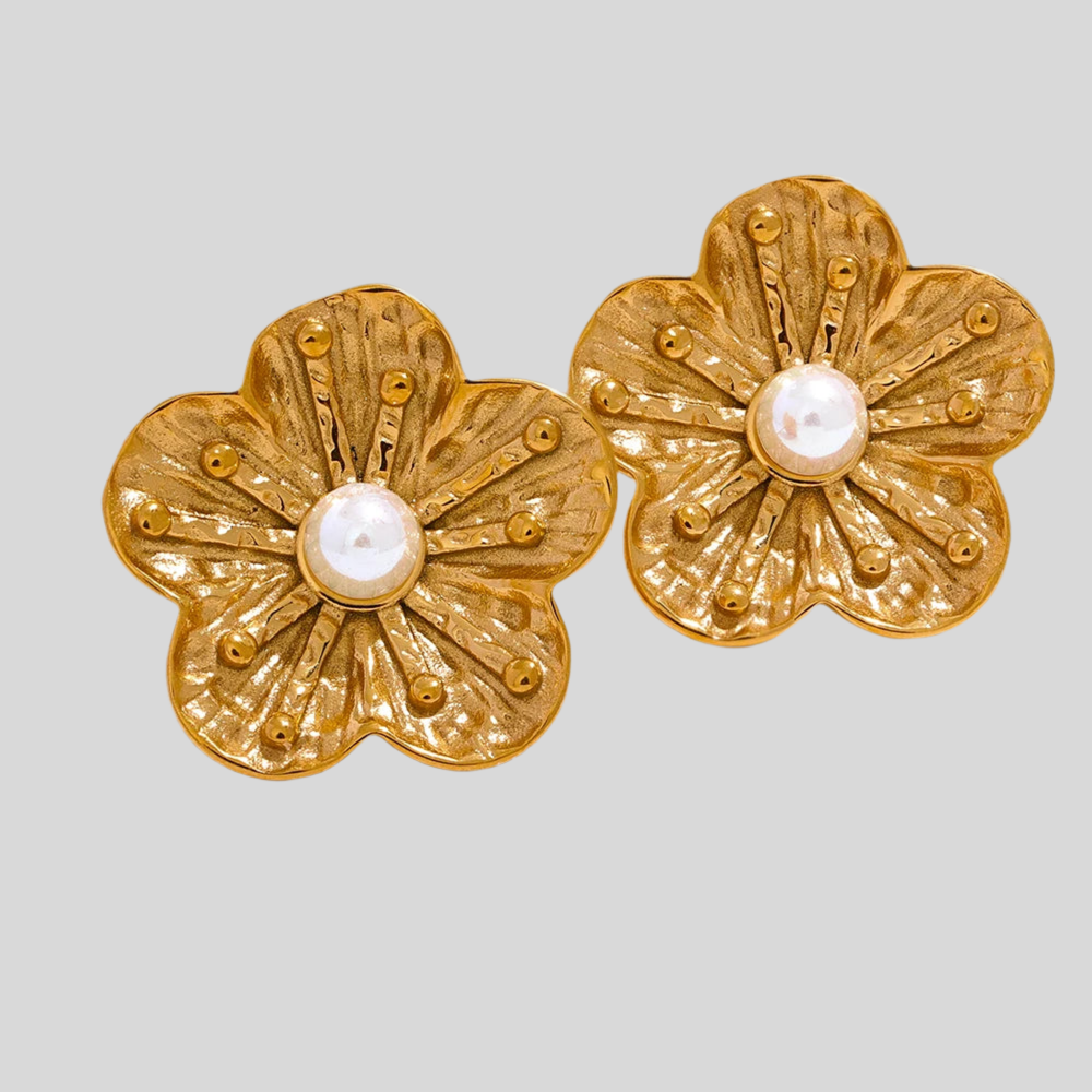 Vintage Floral Pearl Stud Earrings